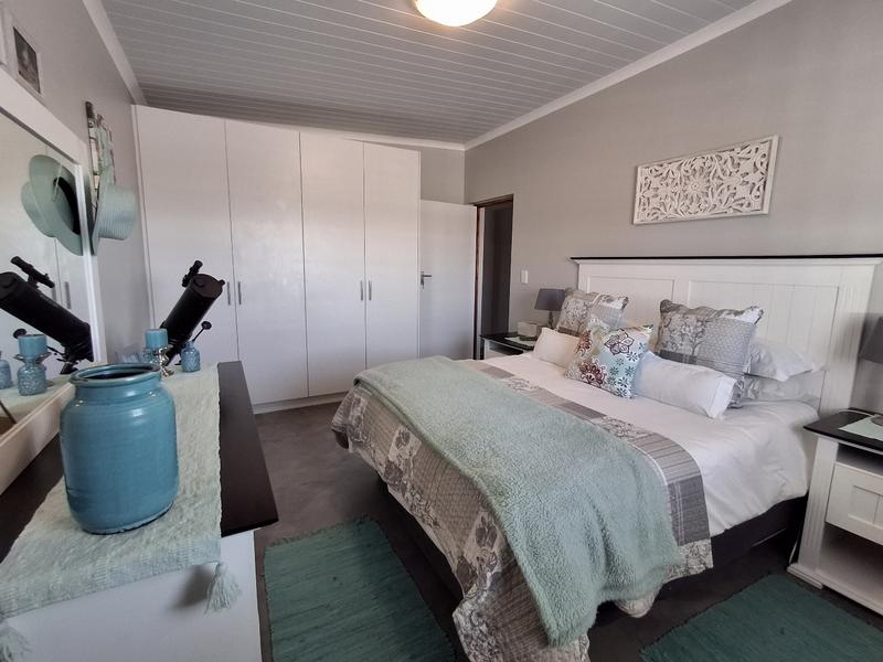 3 Bedroom Property for Sale in Britannia Bay Western Cape
